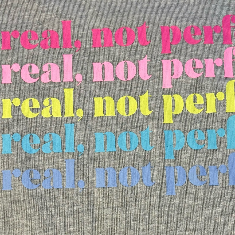 Secret Treasures Be Real, not Perfect sweatshirt/ sleepwear top size S - Picture 2 of 5